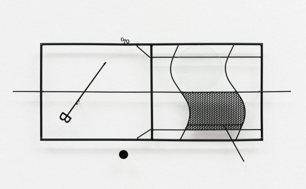 shape hypothesis test 0B, 2015, sculptural collage powdercoated steel 25 x 57 x 4 cm, ©Marlena Kudlicka