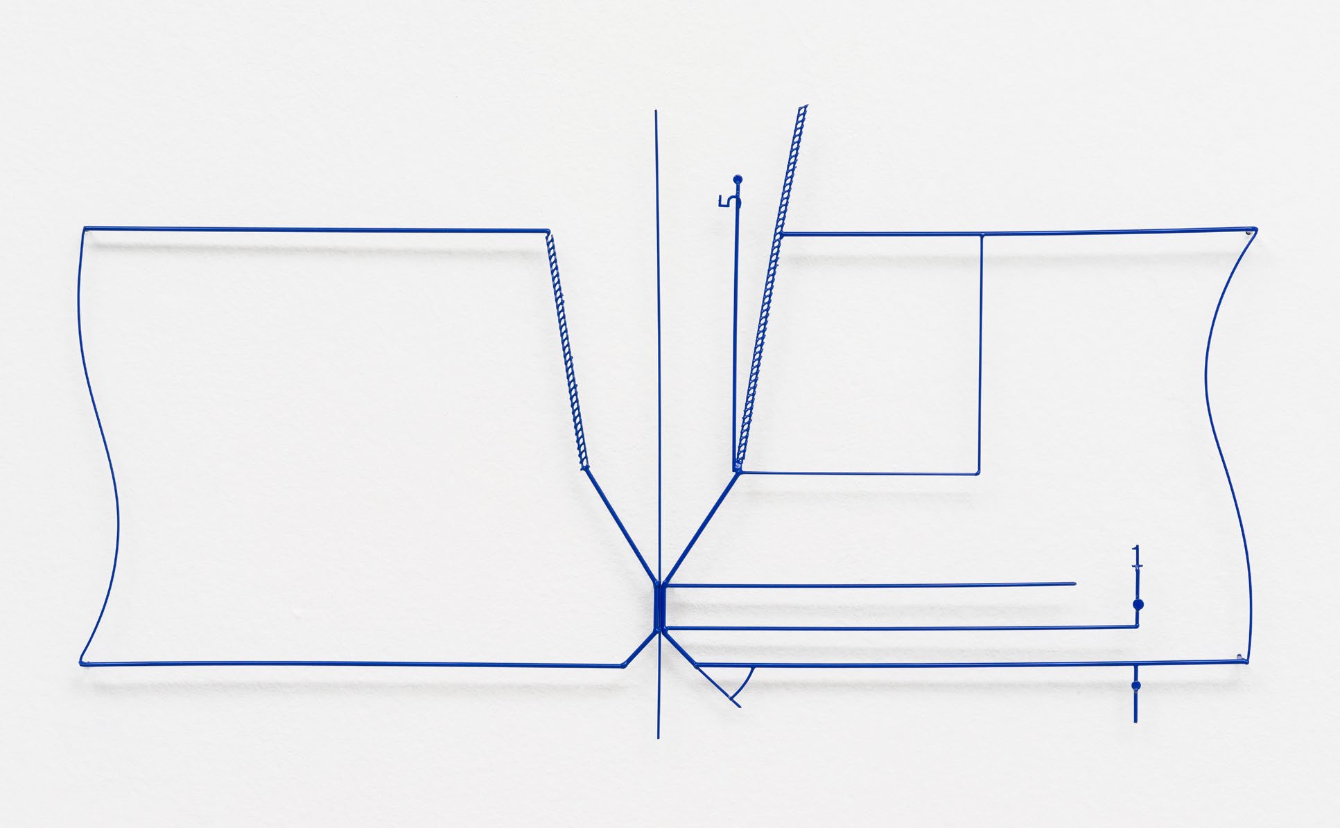 shape hypothesis test 7.1' 2023, sculptural collage powdercoated steel, ©Marlena Kudlicka, Courtesy: Max Estrella